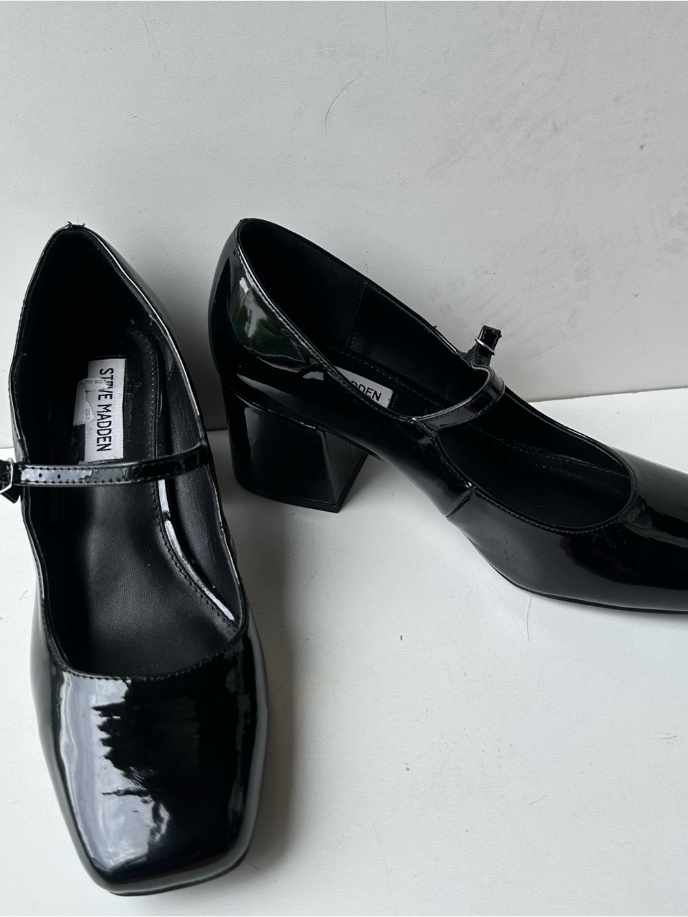 Steve Madden Black Patent Mary Jane Heels Womens Size 9M Block Heel Square Toe - Picture 2 of 9